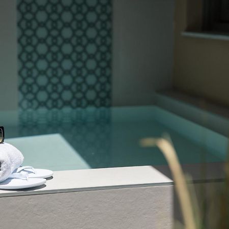 Gateway Suites Ретимно Экстерьер фото