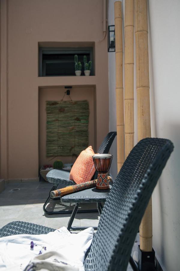 Gateway Suites Ретимно Экстерьер фото